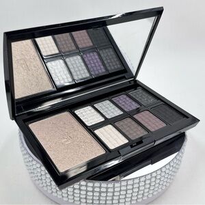 Doucce 💜 8 Full Size Neutral & Smoky Eyeshadow Palette - Taupe and Plum Shades